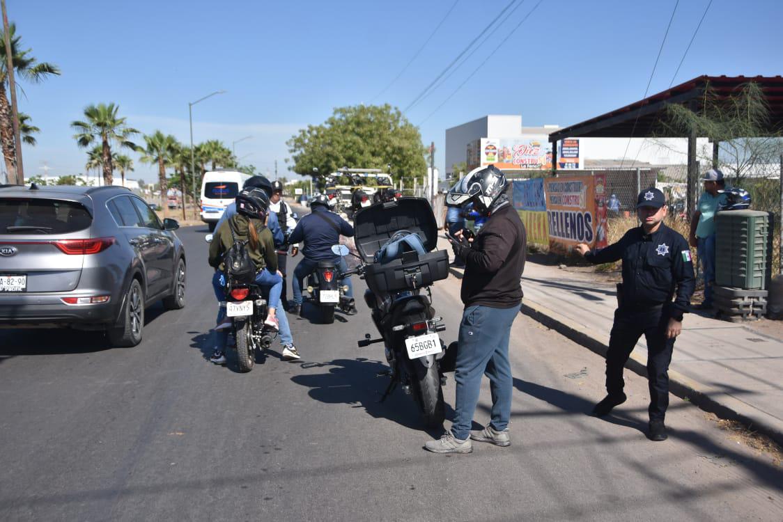 $!Arma Tránsito de Culiacán operativo contra irregulares y ya comenzó a quitar motocicletas