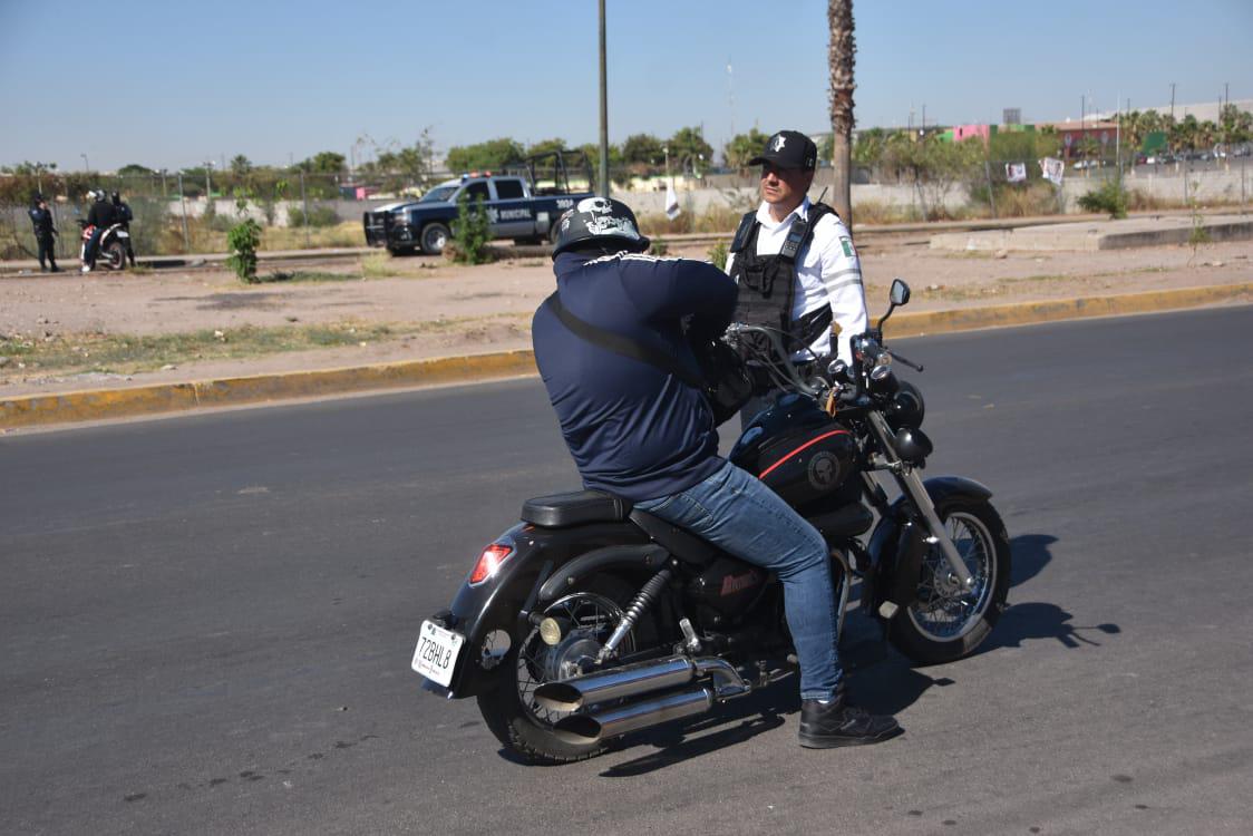 $!Arma Tránsito de Culiacán operativo contra irregulares y ya comenzó a quitar motocicletas