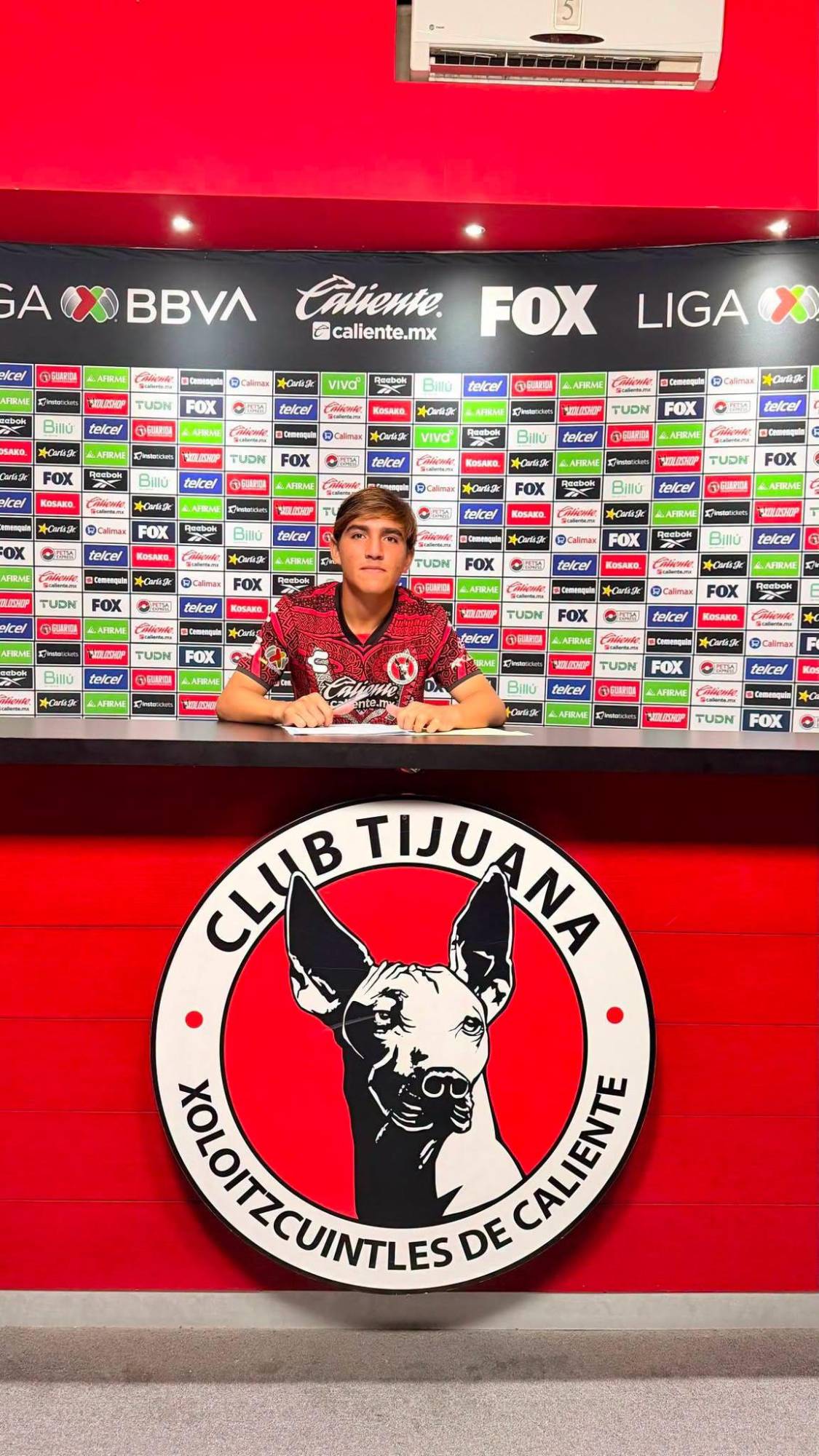 $!Sinaloenses Santiago Rodríguez y David Uriarte firman con la Sub 17 de Xolos de Tijuana