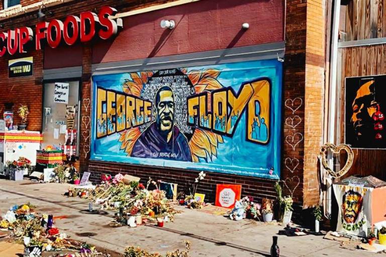 Lucha por la justicia racial continúa, asegura Bachelet tras resolución del caso Floyd