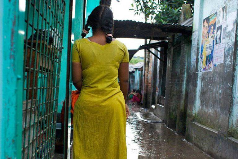 Exhortan a reconocer y combatir la prostitución como sistema de violencia contra las mujeres y las niñas