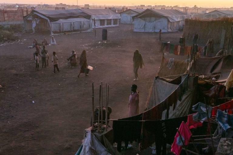 La guerra agrava el sufrimiento de mujeres y niños en Sudán