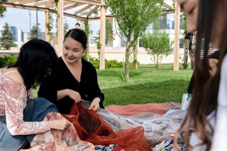 El mundo debe trabajar unido para acabar con la contaminación por plásticos: ONU