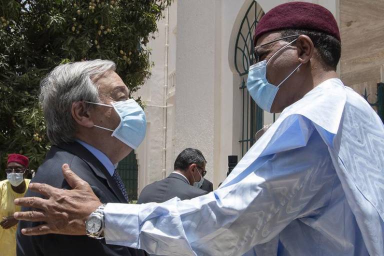 Se necesitan más recursos contra el terrorismo en el Sahel, dice Guterres en Níger