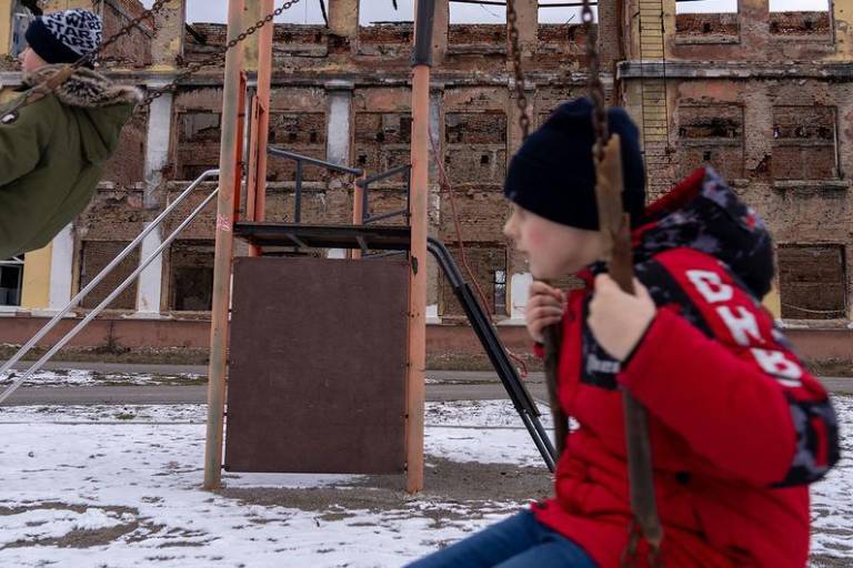 Ucrania sufre nuevos y masivos ataques aéreos rusos durante la noche