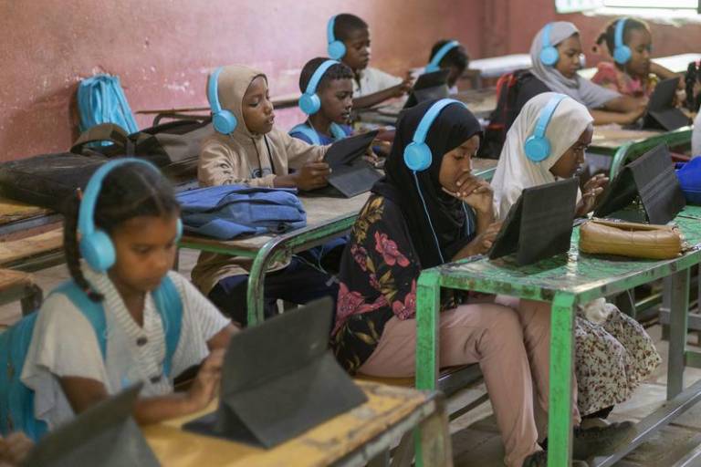 Seis millones más de niños dejarán de ir a la escuela por culpa de los recortes a la ayuda