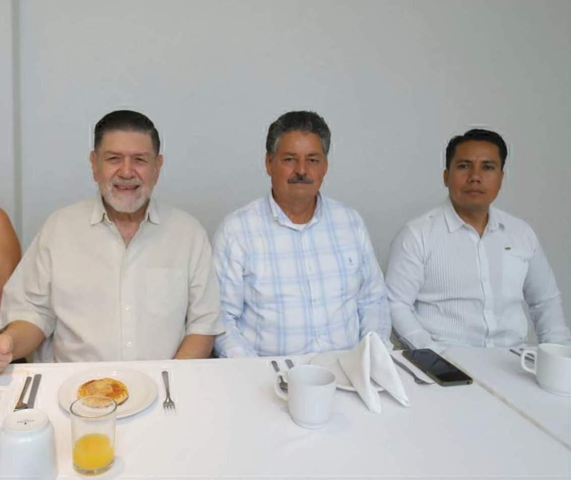 $!Marco Antonio Robles, Simón García y Francisco Cruz.