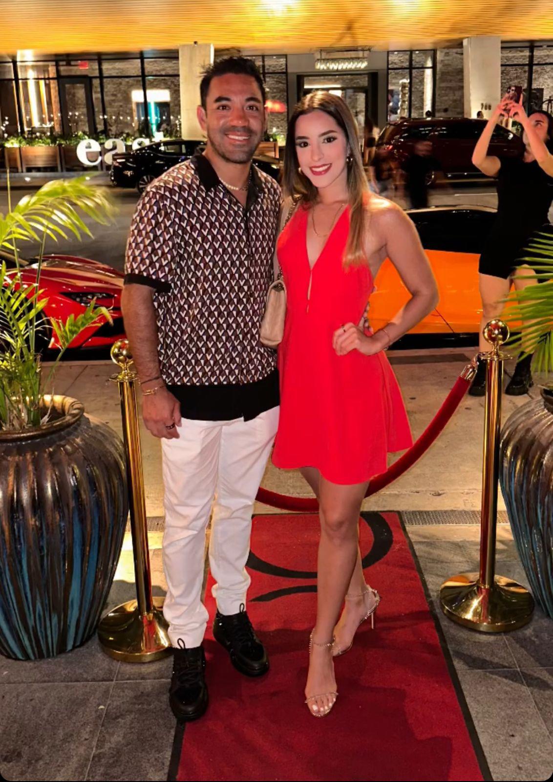 $!Disfrutan Alexa Méndez y Marco Fabián su relación amorosa