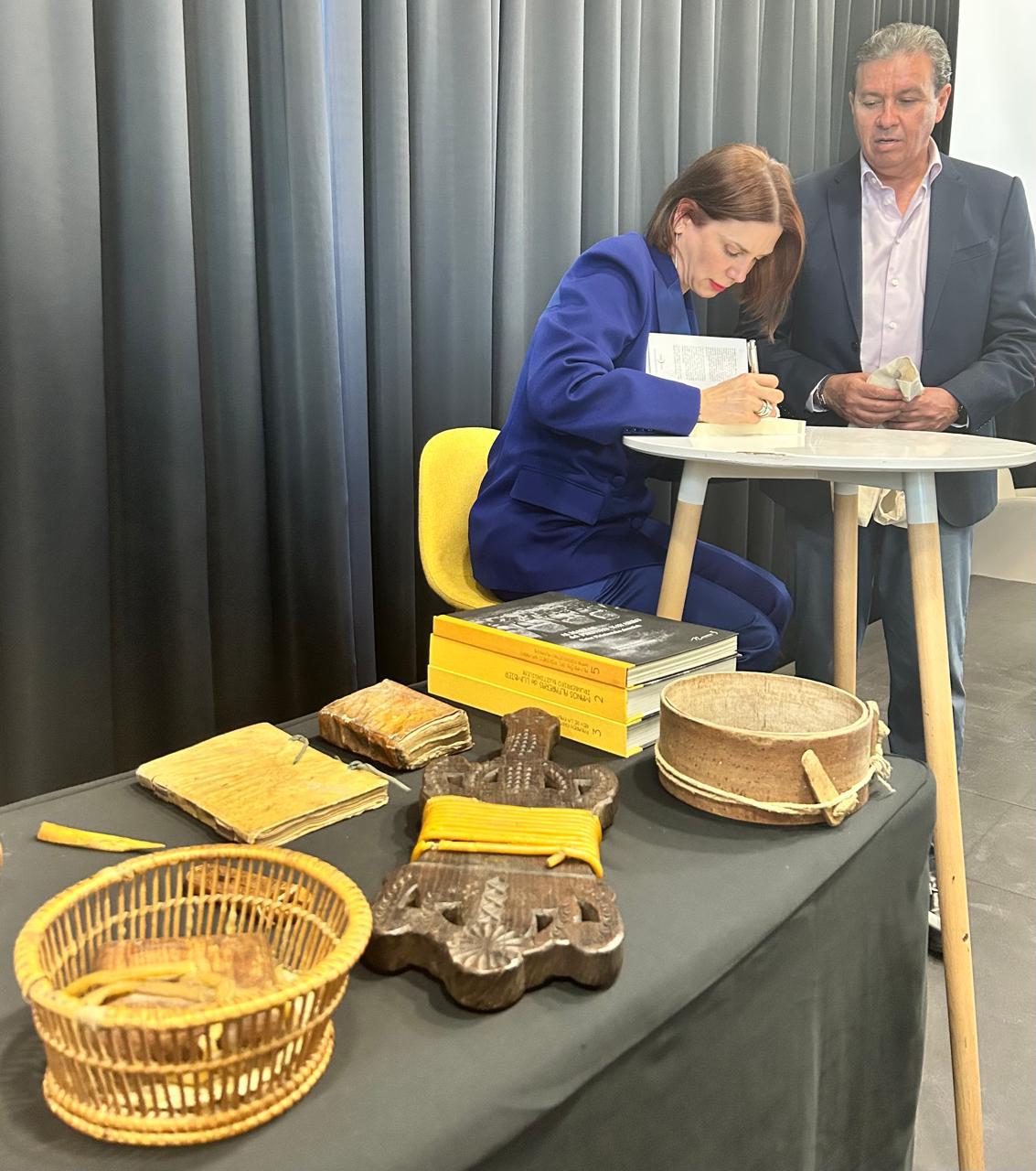 $!Editado por la Editorial Medialuna, la novela fue presentada en el Círculo de Bellas Artes de Madrid.