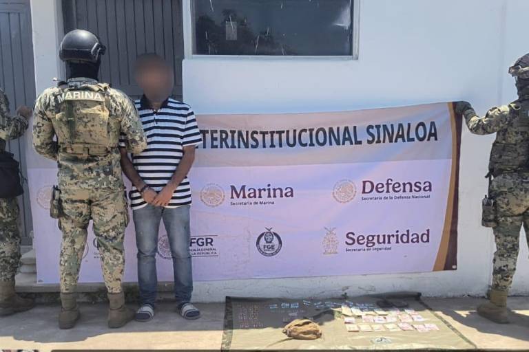 Detienen en Mazatlán a presunto narcomenudista con varias dosis de droga