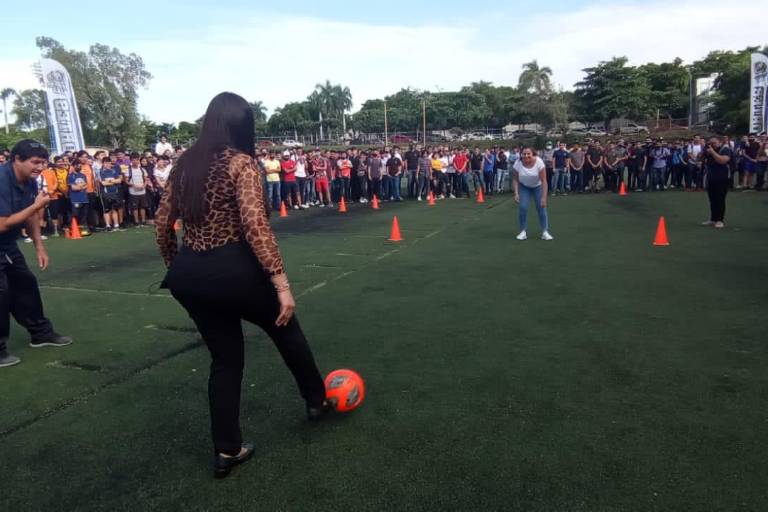 Ponen en marcha el Torneo Intrauniversitario con 120 equipos