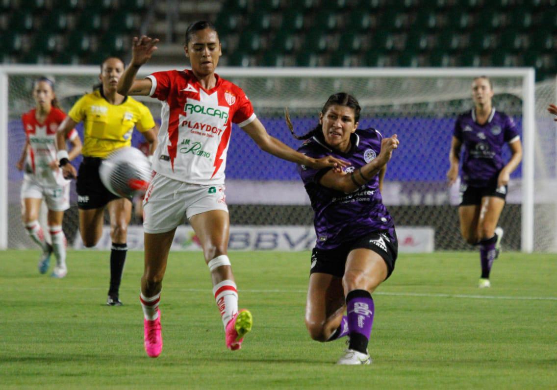 $!Peligrosa visita de Mazatlán Femenil a Ciudad Universitaria