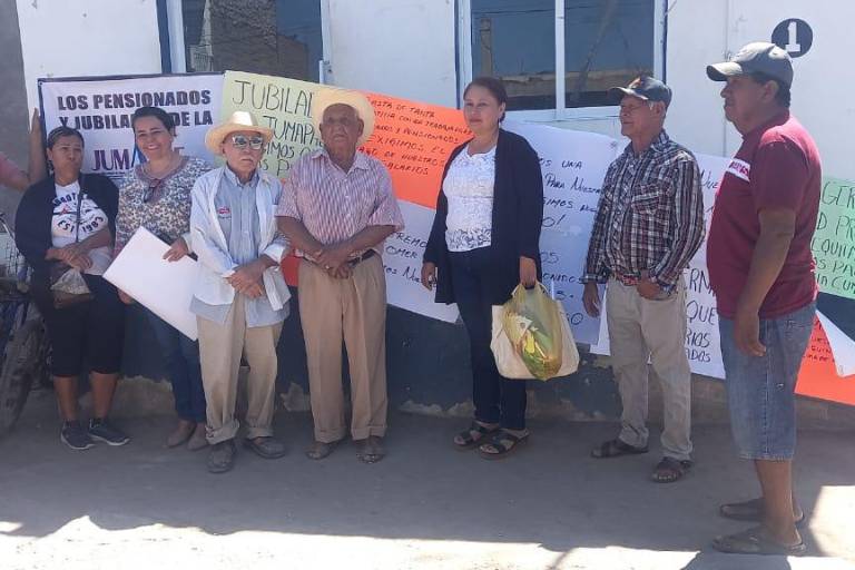 Dan a Jumapae un día para pagar quincenas que les deben