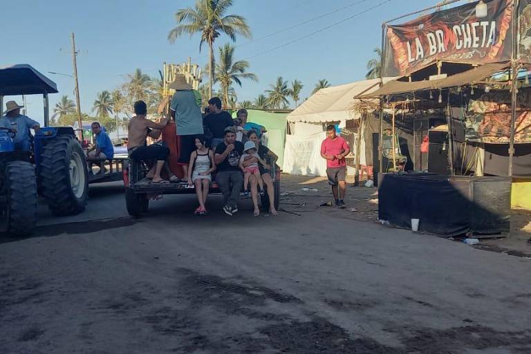 Se acaban las Fiestas del Mar y comienza el éxodo en Las Cabras