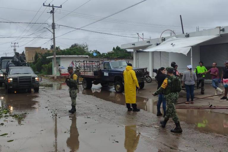 Aplica Ejército Mexicano Plan DN-III-E en Sinaloa tras el paso del huracán Orlene