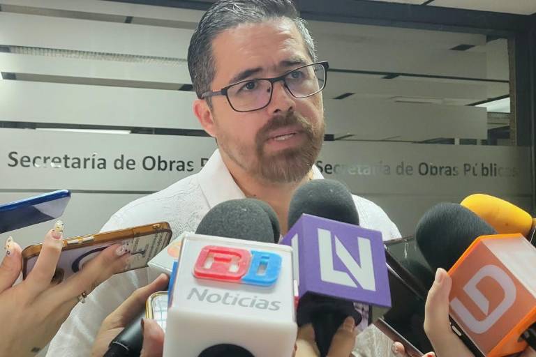Cuitláhuac González Galindo, Secretario de Salud, habla de la seguridad en los hospitales.