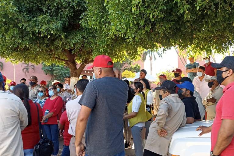 Stasag inicia plantón en Guasave para despedir al actual gobierno