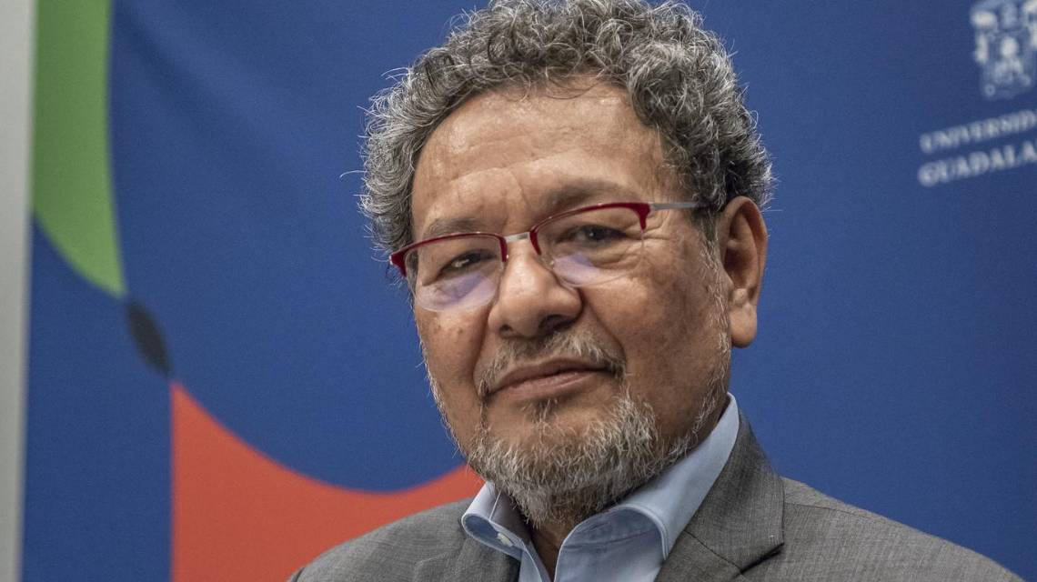 Élmer Mendoza