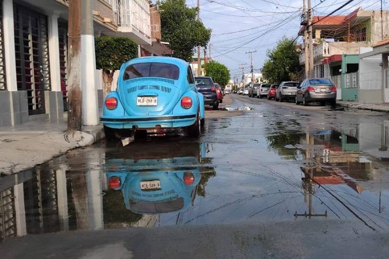 Persisten las fugas de drenaje en el fraccionamiento Sembradores de la Amistad