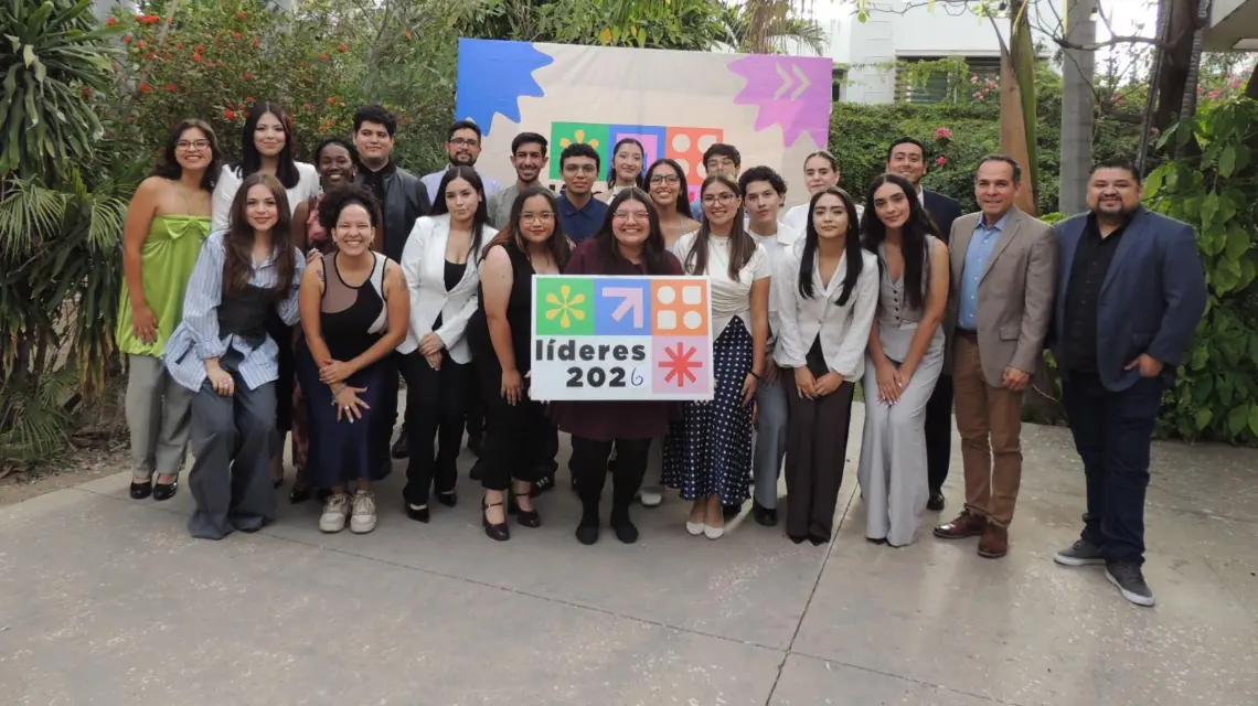 Más de 20 jóvenes egresan dentro de la segunda generación del Programa Líderes de La Casa del Maquío.