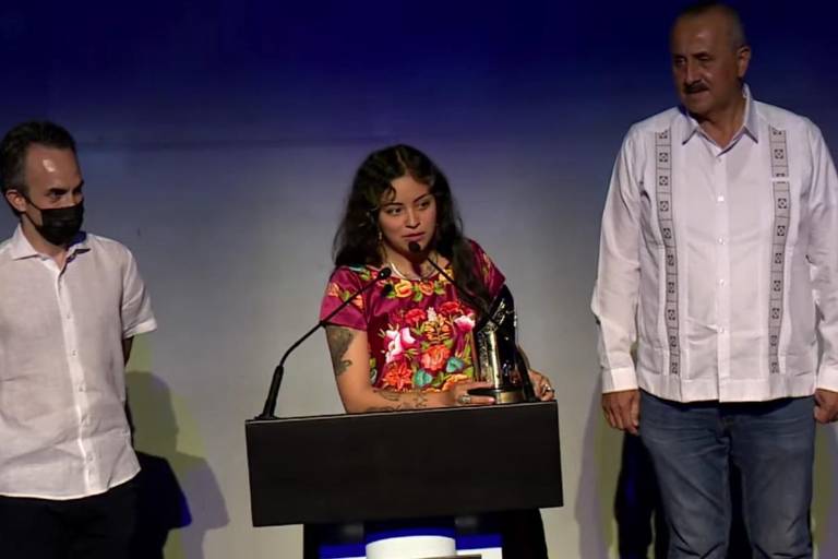 Gana ‘Furia’, de Clyo Mendoza, el Premio Primera Novela 2022 de Amazon México