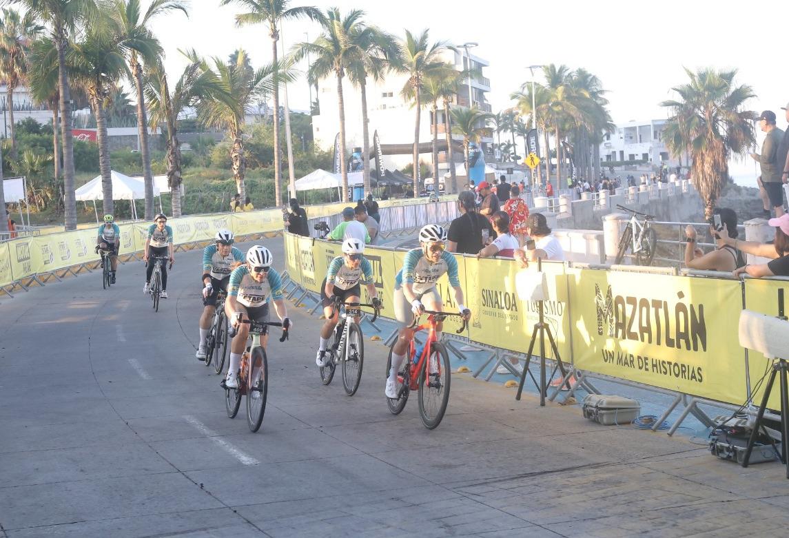 $!Sinaloenses suben al podio en L’Etape Mazatlán by Tour de France