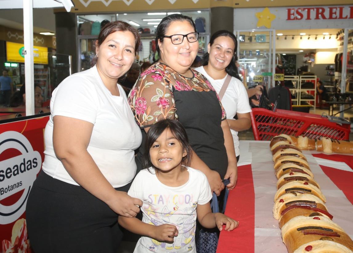 $!Fernanda Salcido, Estrella Salcido, Jenni Avendaño y Nury Fernanda.