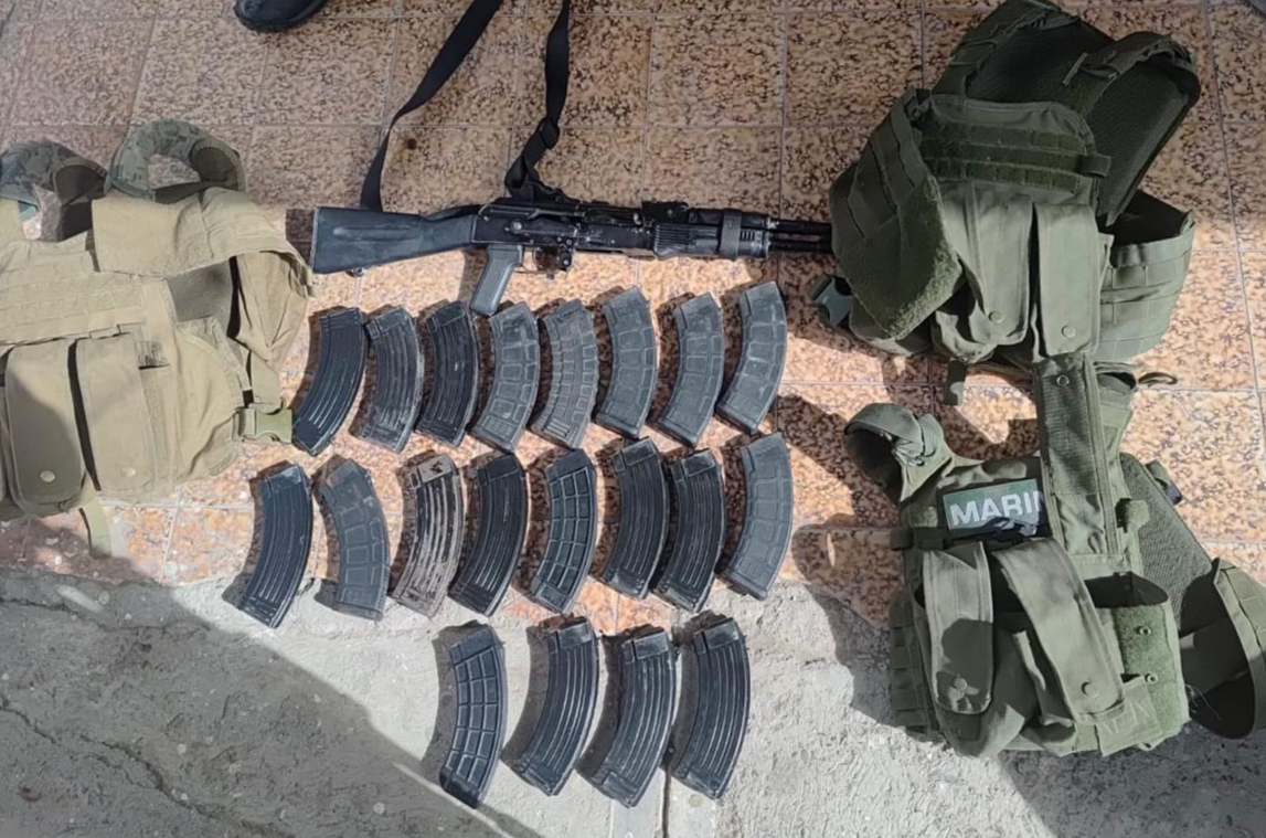 $!Buscaba Ejército cámaras en Villa Juárez y localiza vehículo con armamento