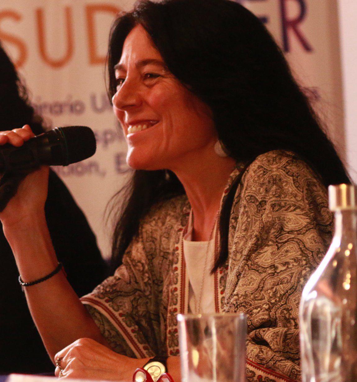 $!Gana el poema ‘Abismos, quise decir’ el premio de Poesía Clemencia Isaura 2023