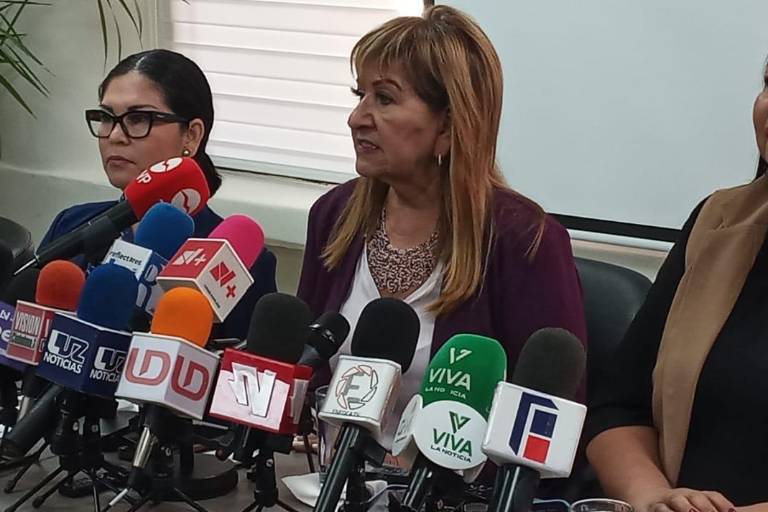 Presentan iniciativa para garantizar la paridad de género en leyes estatales