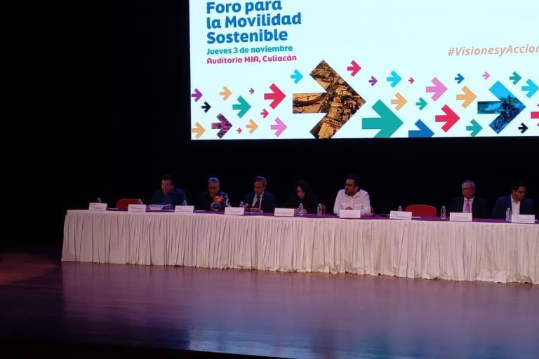 Con presencia de autoridades, actores de la sociedad civil y expertos, inicia el Foro para la Movilidad Sostenible