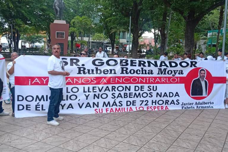 Exigen al Gobernador garantizar localización de Javier Adalberto, quien fue sacado de su casa, en Culiacán