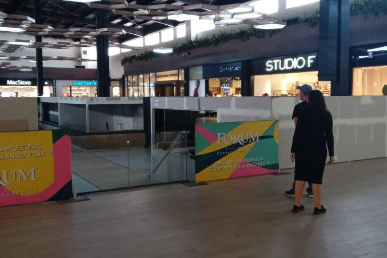 No convence construcción de tienda en zona de comida en plaza de Culiacán