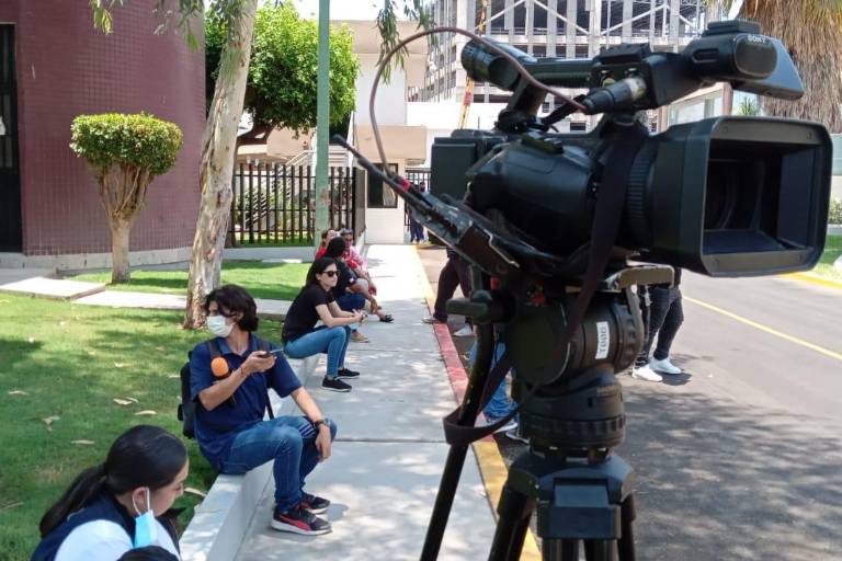 En Congreso de Sinaloa arranca sesión sobre desafuero de Estrada Ferreiro, pero el Alcalde no llega