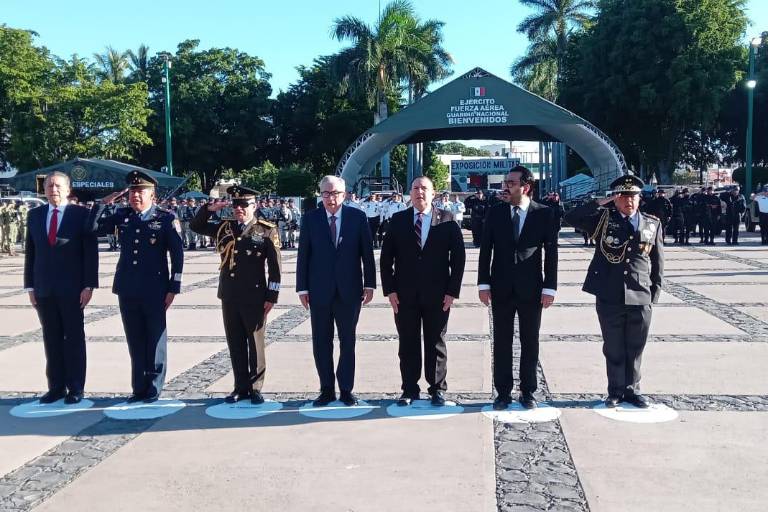 Con Izamiento de bandera Gobierno de Sinaloa conmemora aniversario 114 de la Revolución Mexicana