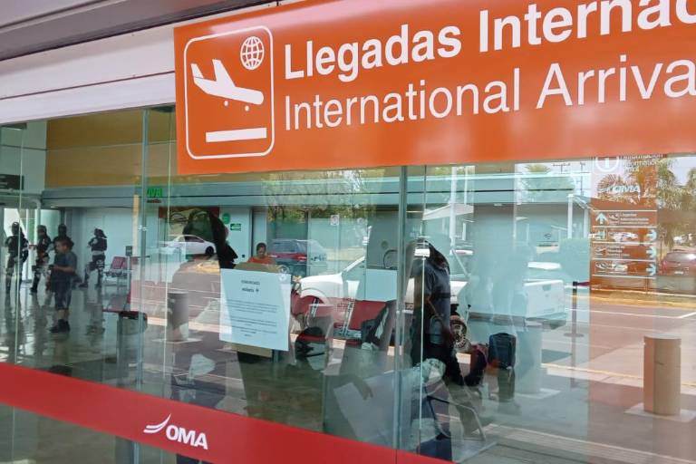 Aeropuerto de Culiacán mantiene vuelos suspendidos este jueves ante protestas