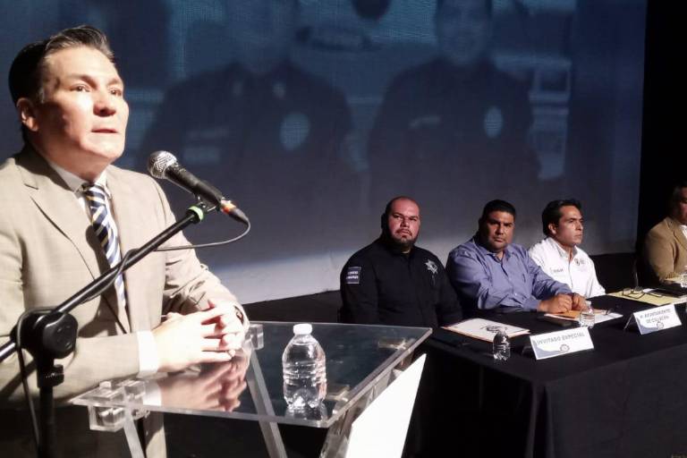 Patronato pide fecha al Alcalde de Culiacán para construir nueva estación de bomberos