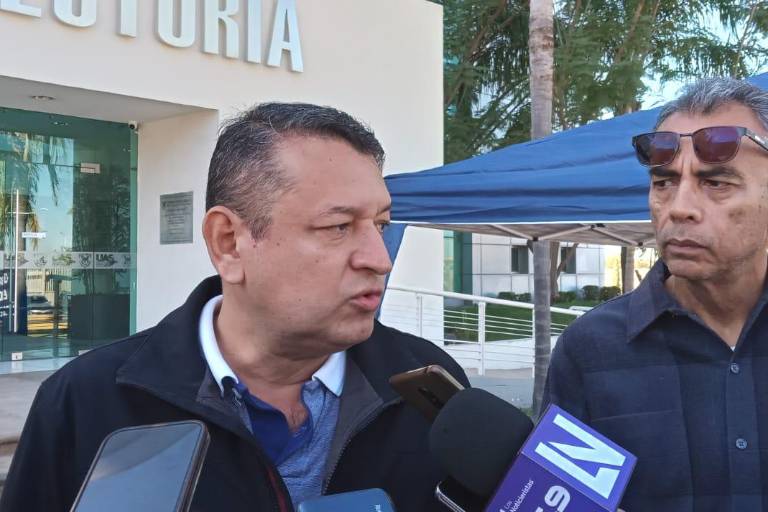 Denuncian universitarios omisión en proceso de elección en la UAS