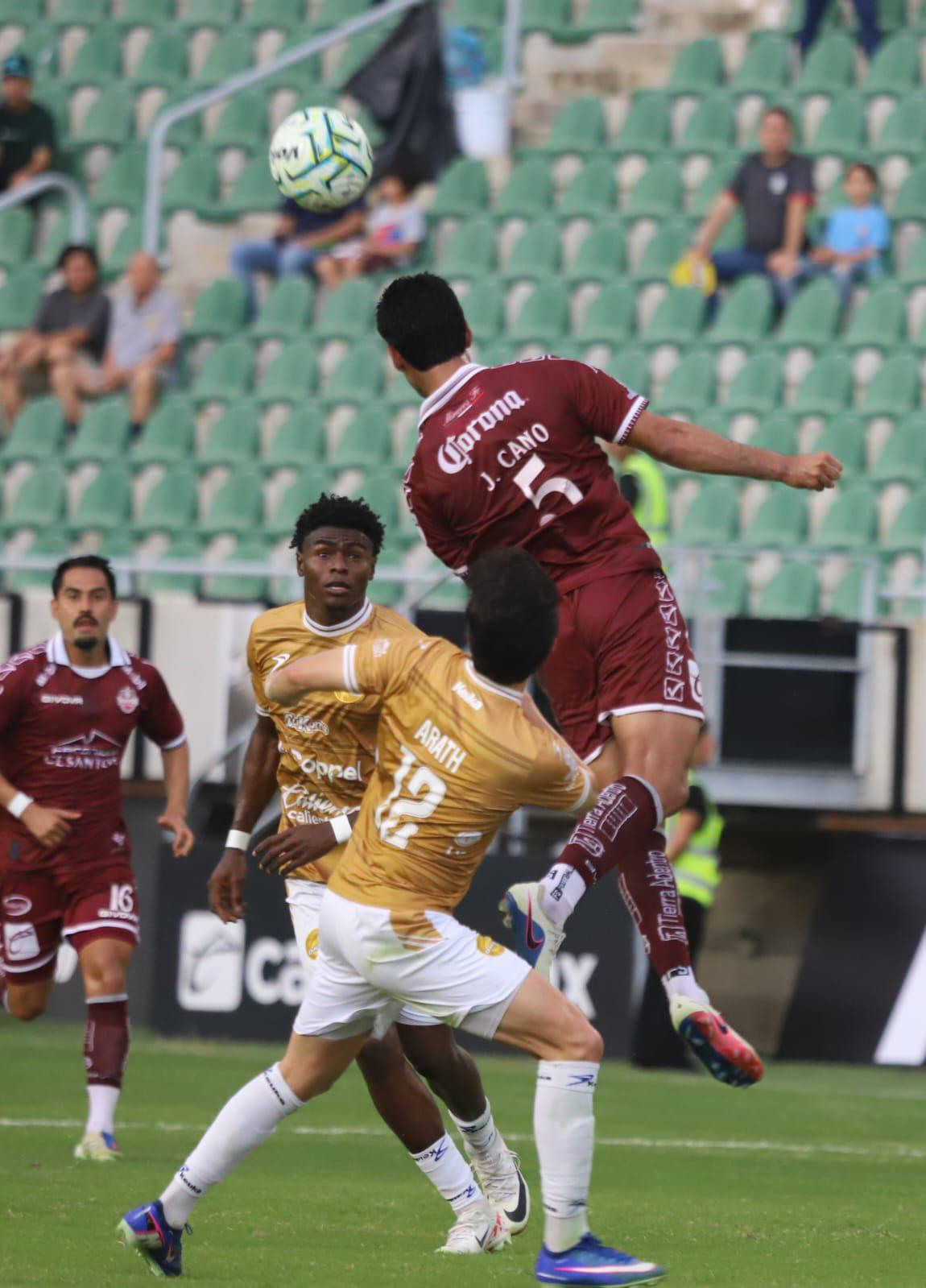 $!Dorados se saca la espina y rescata un agónico empate en su esperado regreso a Sinaloa