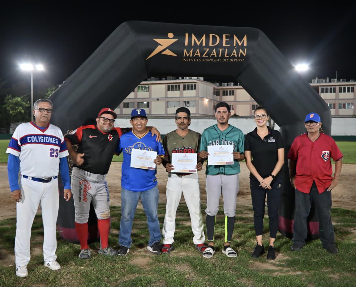 $!Arranca temporada 2025 de las Ligas Nocturna y Sabatina de Beisbol en Mazatlán