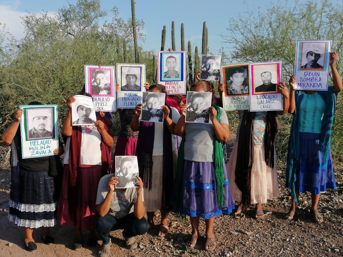 $!Familiares de los siete yaquis que fueron desaparecidos en Sonora en 2021 realizaron varios actos para reclamar la aparición con vida de su gente.