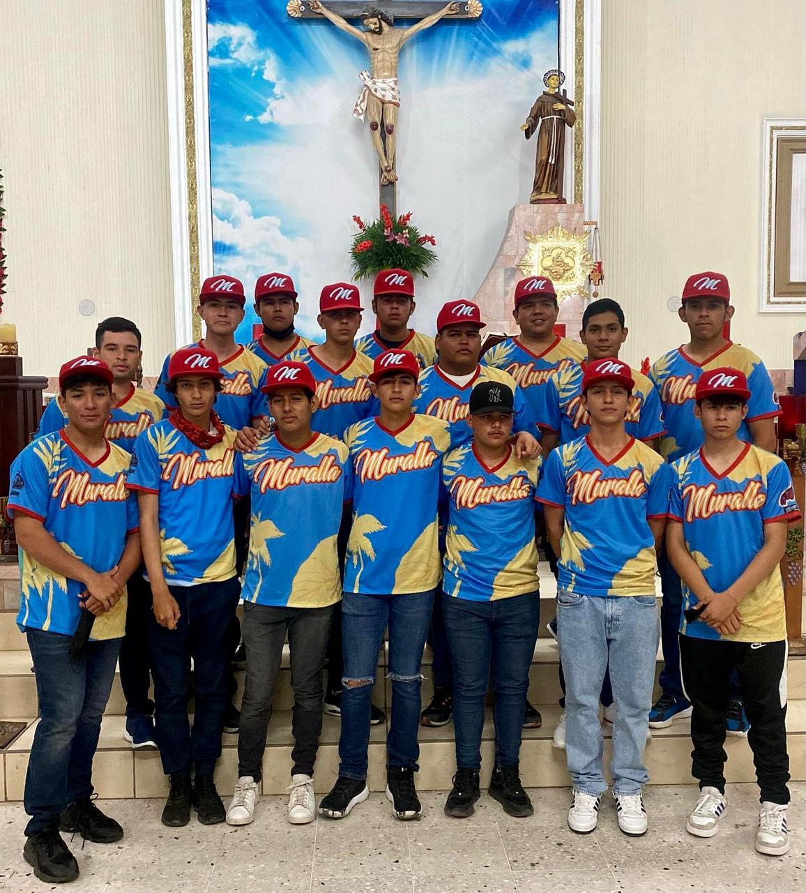 $!Equipo del Club Deportivo Muralla sale rumbo a Tijuana para competir en el Nacional Solo 15 años