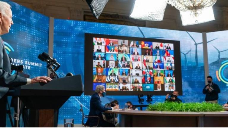 El Presidente de Estados Unidos, Joe Biden, en la reunión inaugural de la Cumbre de Líderes sobre el Clima.