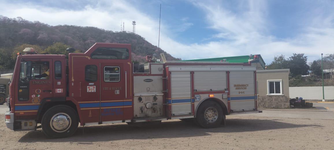 $!Incendio en deshidratadora de chiles en Agua Verde, en Rosario, alerta a vecinos y agentes
