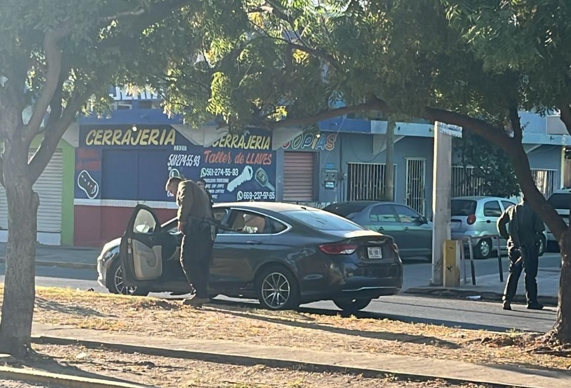 $!Agreden a mujer con arma de fuego en la colonia Rubén Jaramillo en Mazatlán
