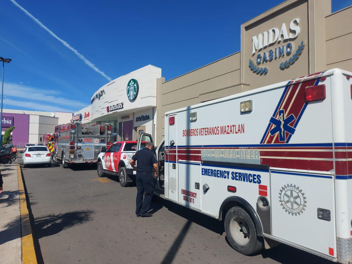 $!Causa tensión incendio; fue en la cocina del local de comida y se desconocen las causas: PC