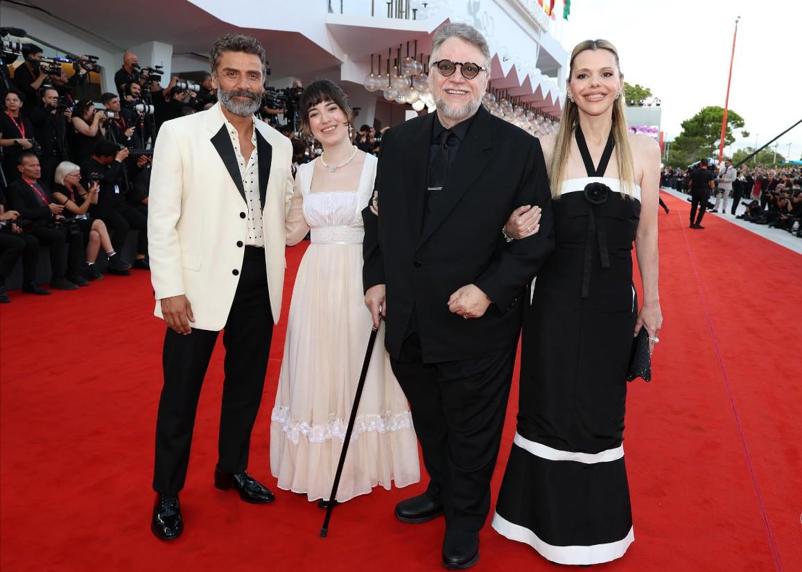 $!Guillermo del Toro, Óscar Isaac, Kim Morgan y Marisa Del Toro en el evento de presentación de Frankenstein (2025).