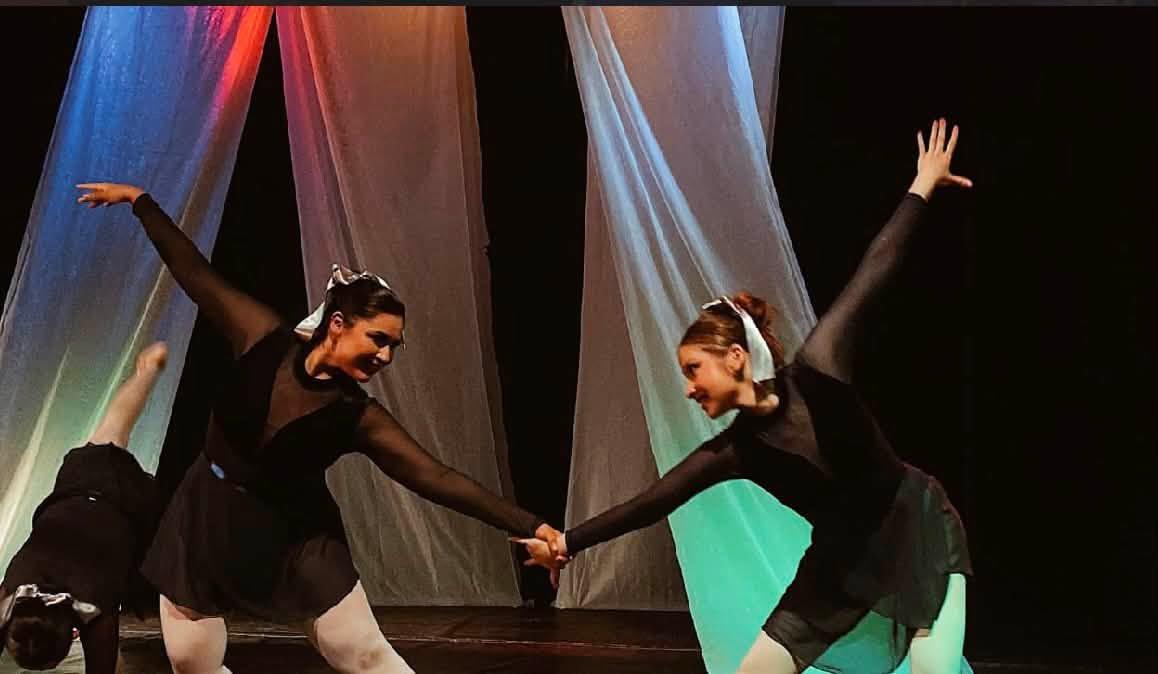 $!Las jóvenes bailarinas compartieron un recorrido por emociones, experiencias y reflexiones.