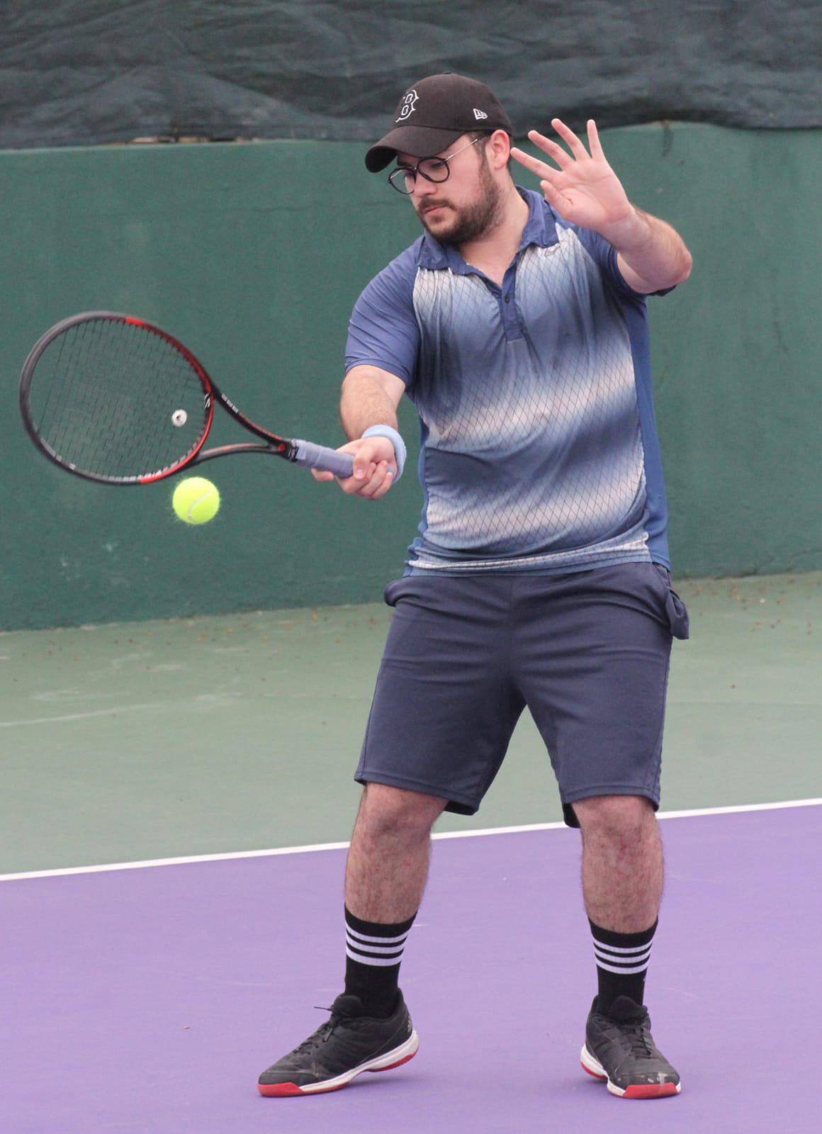 $!Arranca Fernando Huerta con victoria en la Copa Amstel de tenis