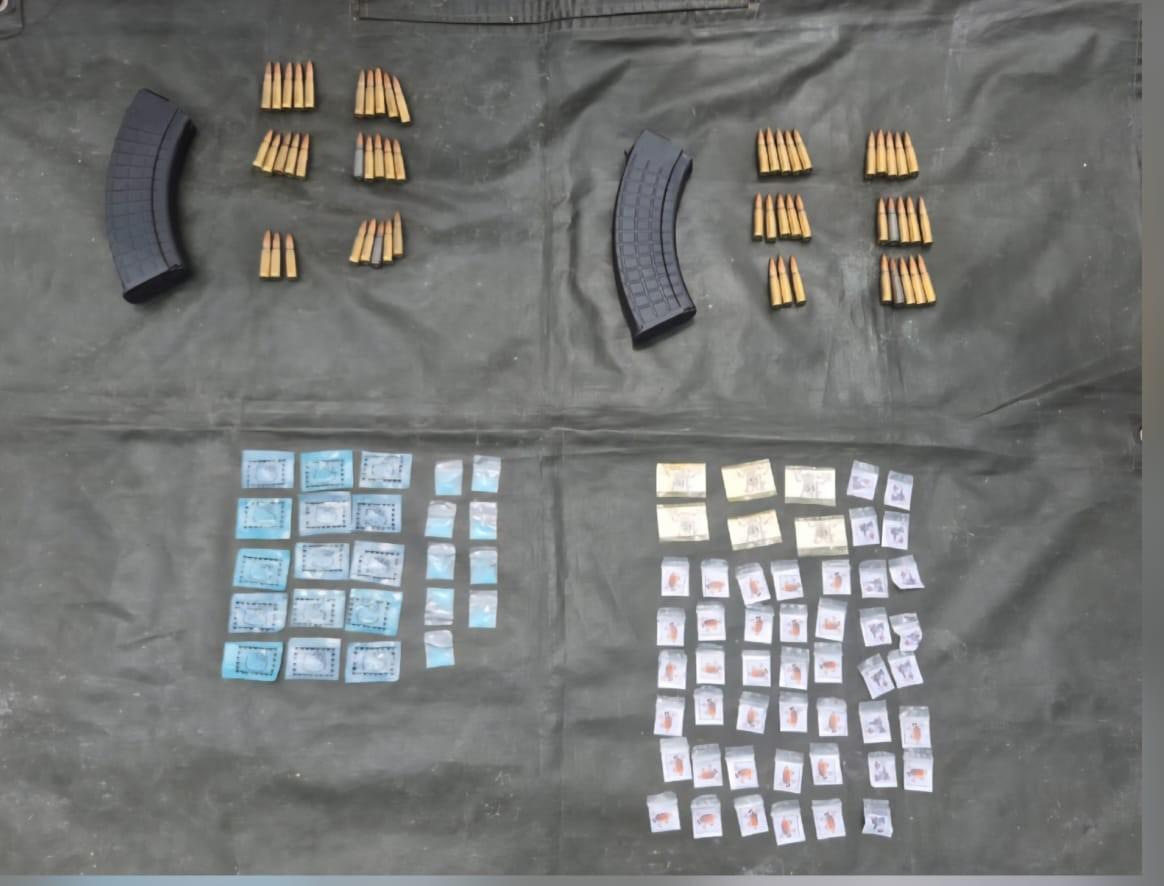 $!Aseguran droga y municiones en operativos del Ejército en Guamúchil y Rosario